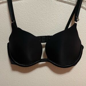Victoria’s Secret Black Underwire Bra